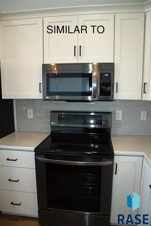 2617 S Kinderhook Ave, Sioux Falls, SD 57106 photo 6