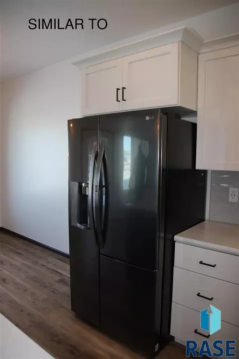 2617 S Kinderhook Ave, Sioux Falls, SD 57106 photo 5