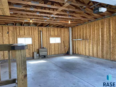 511 E 1st St, Freeman, SD 57029 photo 34
