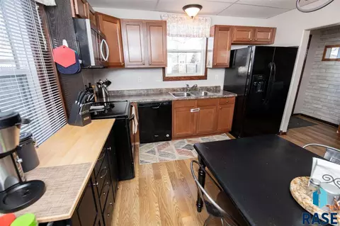 212 E 3rd St, Worthing, SD 57077 photo 7