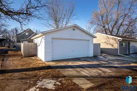 212 E 3rd St, Worthing, SD 57077 photo 4