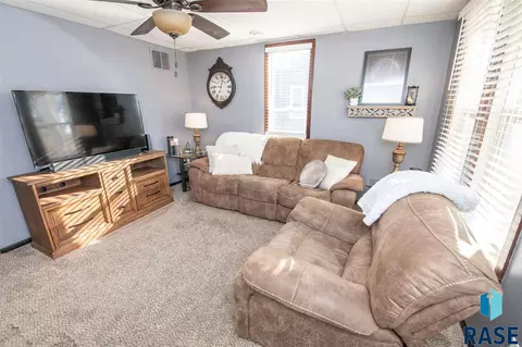 212 E 3rd St, Worthing, SD 57077 photo 18