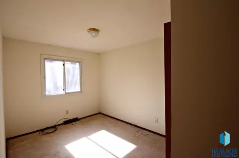 4509 E Oak St, Sioux Falls, SD 57103 photo 11