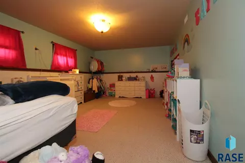 25403 402nd Ave, Mitchell, SD 57301 photo 11
