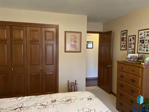 516 S Anderson St, Mitchell, SD 57301 photo 18