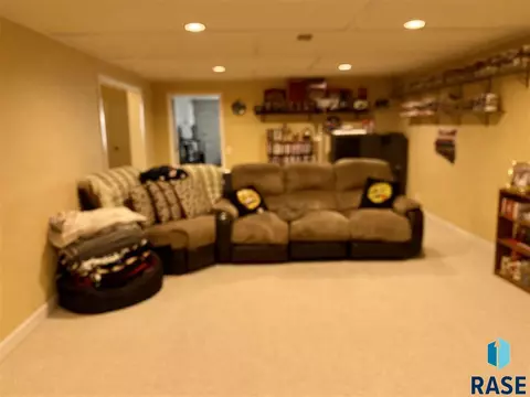 516 S Anderson St, Mitchell, SD 57301 photo 26