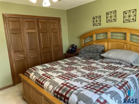 516 S Anderson St, Mitchell, SD 57301 photo 15