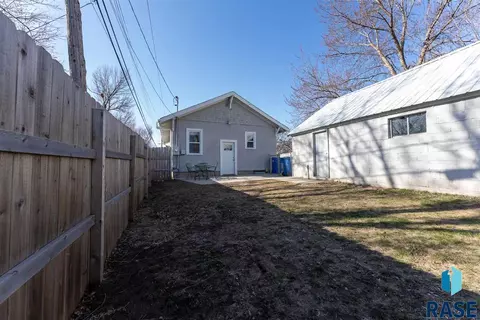 1324 E 22nd St, Sioux Falls, SD 57105 photo 27
