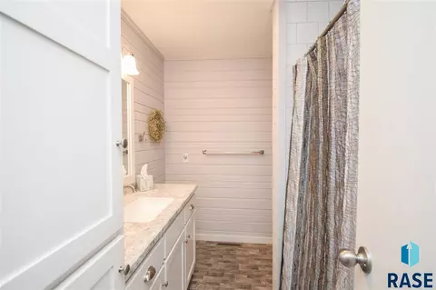 7312 Pine Lake Dr, Sioux Falls, SD 57110 photo 15