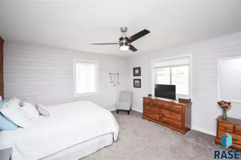 7312 Pine Lake Dr, Sioux Falls, SD 57110 photo 12