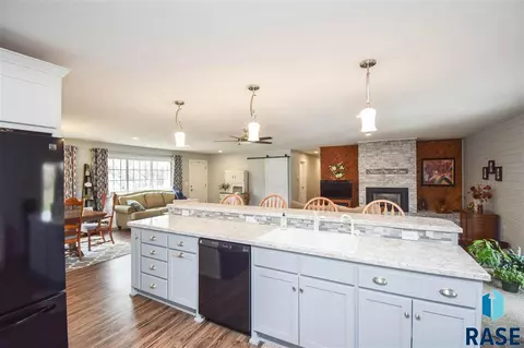7312 Pine Lake Dr, Sioux Falls, SD 57110 photo 7