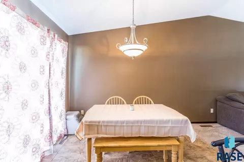 820 N Cole Ave, Tea, SD 57064 photo 10