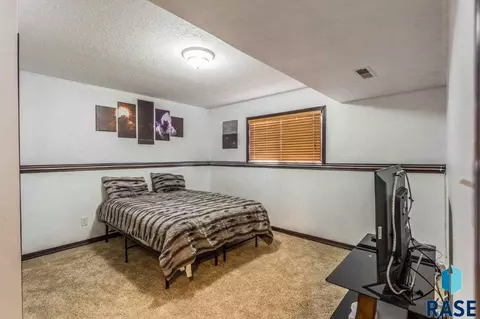 820 N Cole Ave, Tea, SD 57064 photo 17