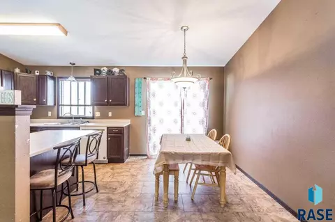 820 N Cole Ave, Tea, SD 57064 photo 9
