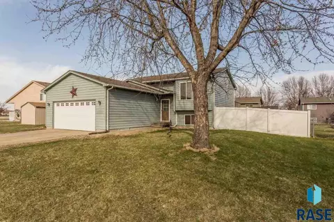 820 N Cole Ave, Tea, SD 57064 photo 20