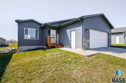 6217 N Seubert Ave, Sioux Falls, SD 57104 photo 16