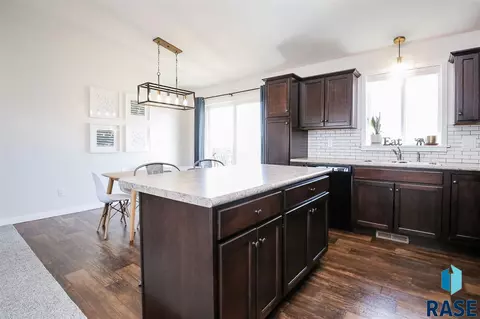 6217 N Seubert Ave, Sioux Falls, SD 57104 photo 18