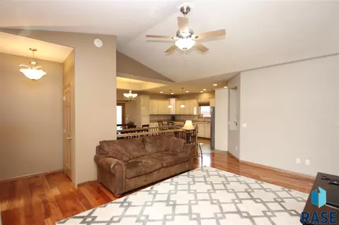 1030 N Rose Ave, Tea, SD 57064 photo 4