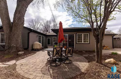 1617 Dana Dr, Sioux Falls, SD 57105 photo 27