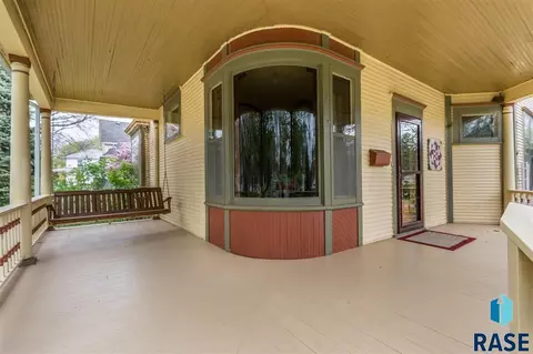 604 N Broadway St, Canton, SD 57013 photo 3