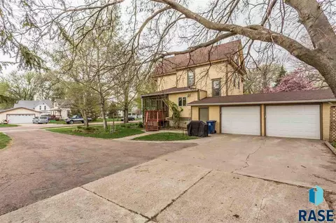 604 N Broadway St, Canton, SD 57013 photo 35