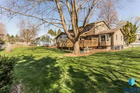 2105 Edgewood Rd, Sioux Falls, SD 57103 photo 33
