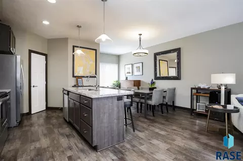 519 S 2nd Ave, Sioux Falls, SD 57104 photo 3