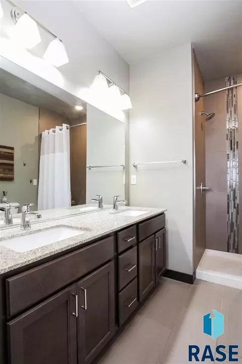 519 S 2nd Ave, Sioux Falls, SD 57104 photo 13