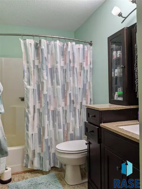 601 N Rose Ave, Tea, SD 57064 photo 9