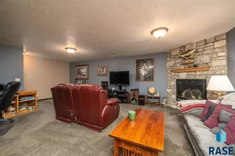 1125 N Rose Ave, Tea, SD 57064 photo 18