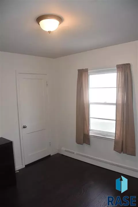 821 S Willow Ave, Sioux Falls, SD 57104 photo 7