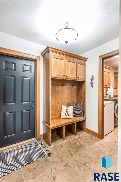 1620 E Rushmore Dr, Brandon, SD 57005 photo 22
