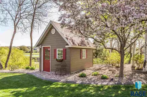 1620 E Rushmore Dr, Brandon, SD 57005 photo 10