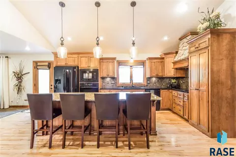 1620 E Rushmore Dr, Brandon, SD 57005 photo 14