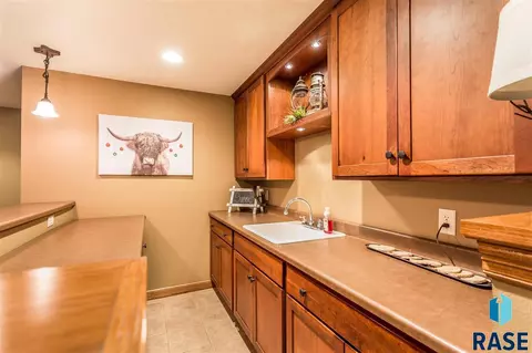 1620 E Rushmore Dr, Brandon, SD 57005 photo 34