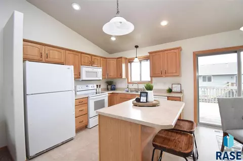 1400 E 68th St N, Sioux Falls, SD 57104 photo 7