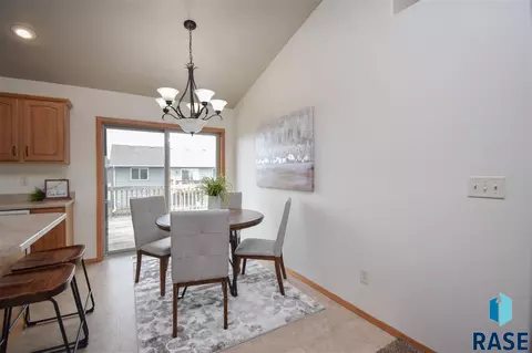 1400 E 68th St N, Sioux Falls, SD 57104 photo 10