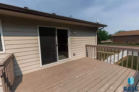 300 Deerview Ave, Tea, SD 57064 photo 21