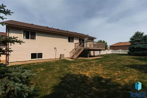 300 Deerview Ave, Tea, SD 57064 photo 22