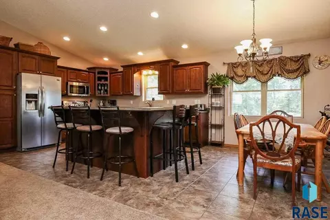 47174 245th St, Dell Rapids, SD 57022 photo 9