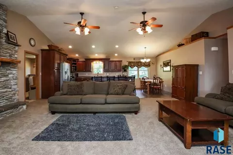47174 245th St, Dell Rapids, SD 57022 photo 8