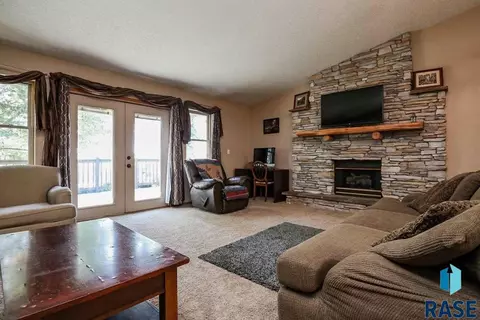 47174 245th St, Dell Rapids, SD 57022 photo 7