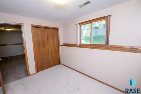 4508 E Oak St, Sioux Falls, SD 57103 photo 16