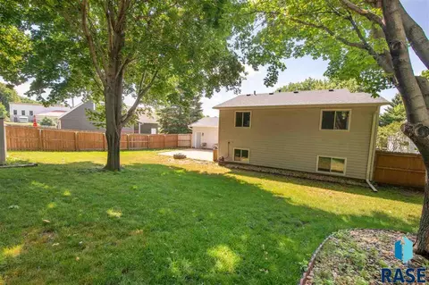 4508 E Oak St, Sioux Falls, SD 57103 photo 19