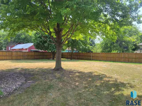 721 Ellis St, Centerville, SD 57014 photo 23
