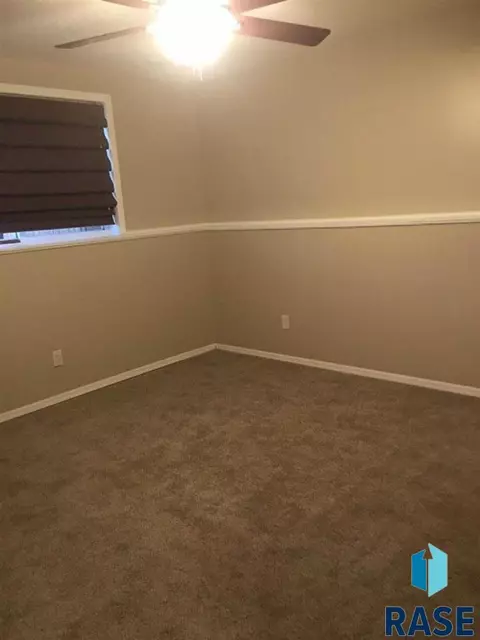 721 Ellis St, Centerville, SD 57014 photo 18