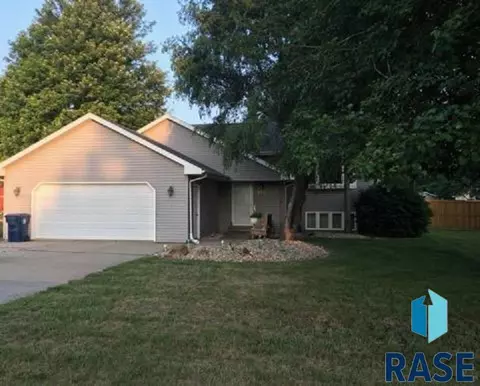 721 Ellis St, Centerville, SD 57014 photo 1