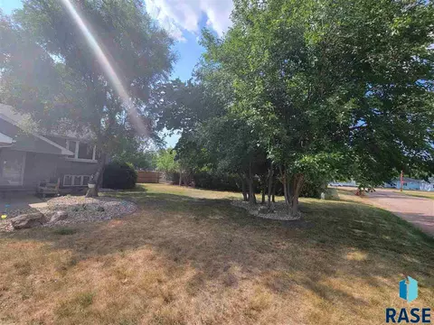 721 Ellis St, Centerville, SD 57014 photo 27