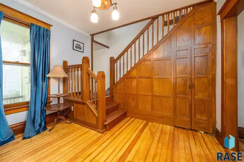 1012 S Phillips Ave, Sioux Falls, SD 57105 photo 4