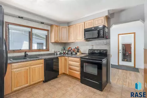 716 W 22nd St, Sioux Falls, SD 57105 photo 11